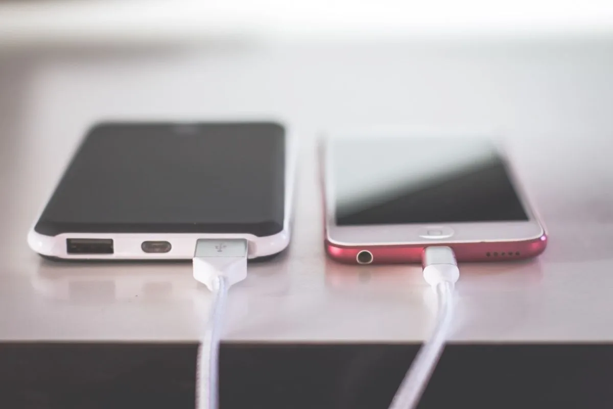Smartphones met universele USB-C-oplader die in 2024 verplicht wordt in België